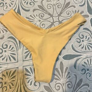 Skatie M Mandi Bottom